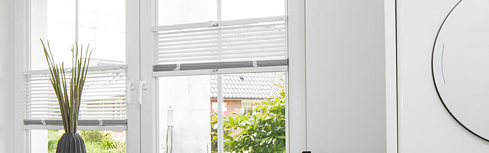 Flexi Jalousie aus Aluminium 25 mm Lamellen