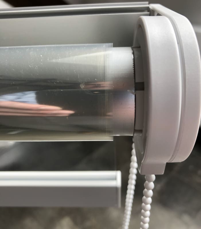 Detailaufnahme: Folie mit Abschlussleiste