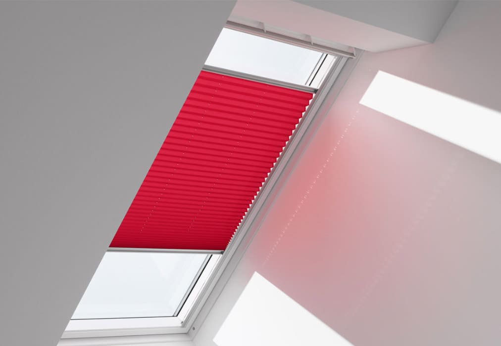 Velux Sichtschutzrollo Farbbeispiel